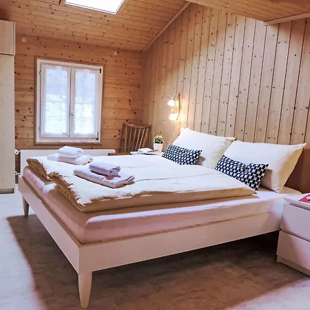 Central-2 By Interhome