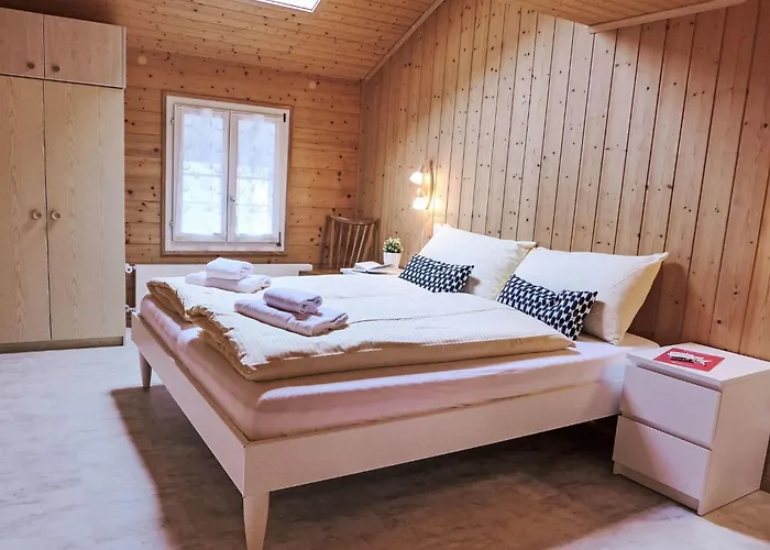 Central-2 By Interhome